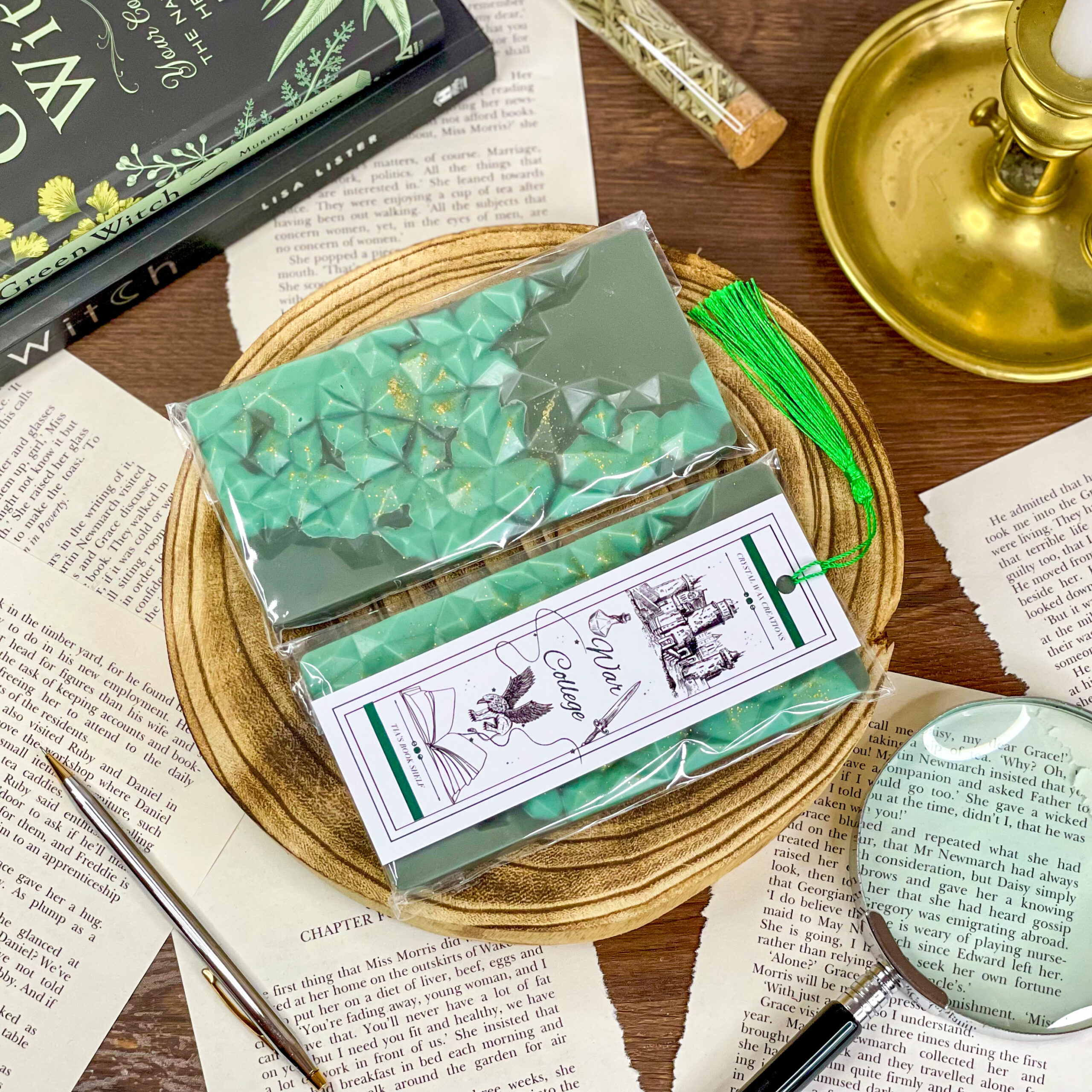 Basgiath War College wax melt & bookmark set