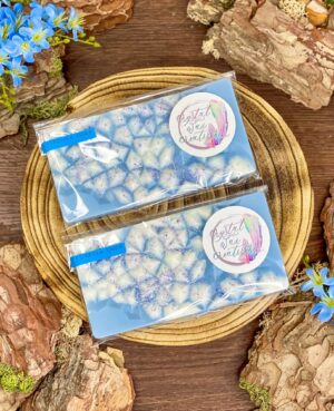 Cypress & amber soy wax melt snapbar